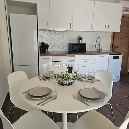 Apartment Tomasoni Summer House